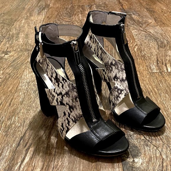 Michael Kors - SOLD - Picture 2 of 5